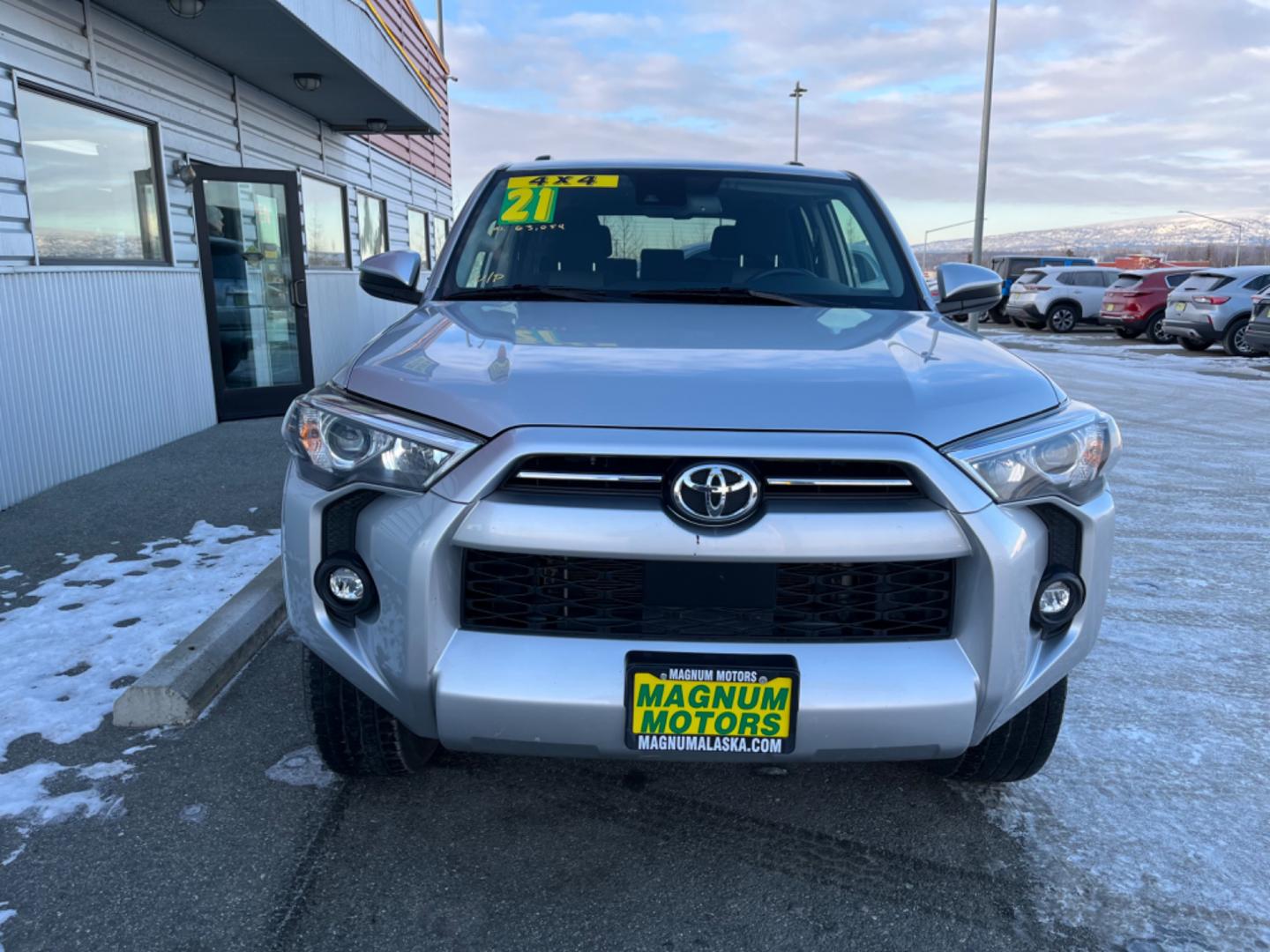 2021 Silver Toyota 4Runner SR5 4WD (JTEMU5JR0M5) with an 4.0L V6 DOHC 24V engine, 5A transmission, located at 1960 Industrial Drive, Wasilla, 99654, (907) 274-2277, 61.573475, -149.400146 - Photo#7